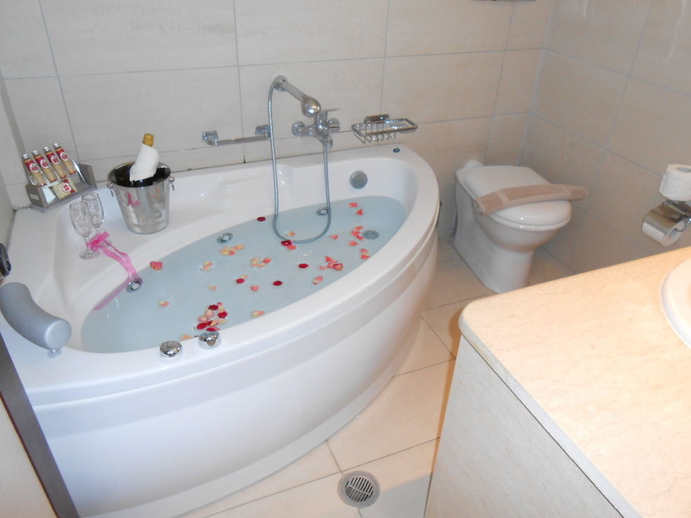 Ionian Princess Suites Hotel Acharavi  Dış mekan fotoğraf