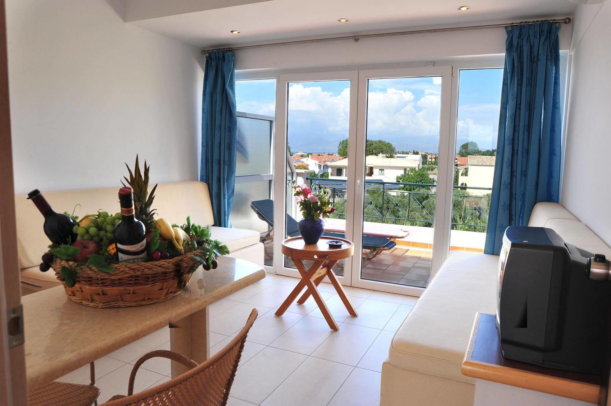 Ionian Princess Suites Hotel Acharavi  Dış mekan fotoğraf